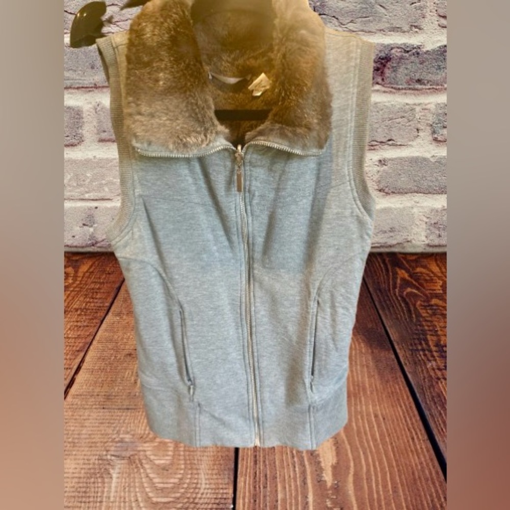 525 America rabbit fur, and modal reversible vest. Size small